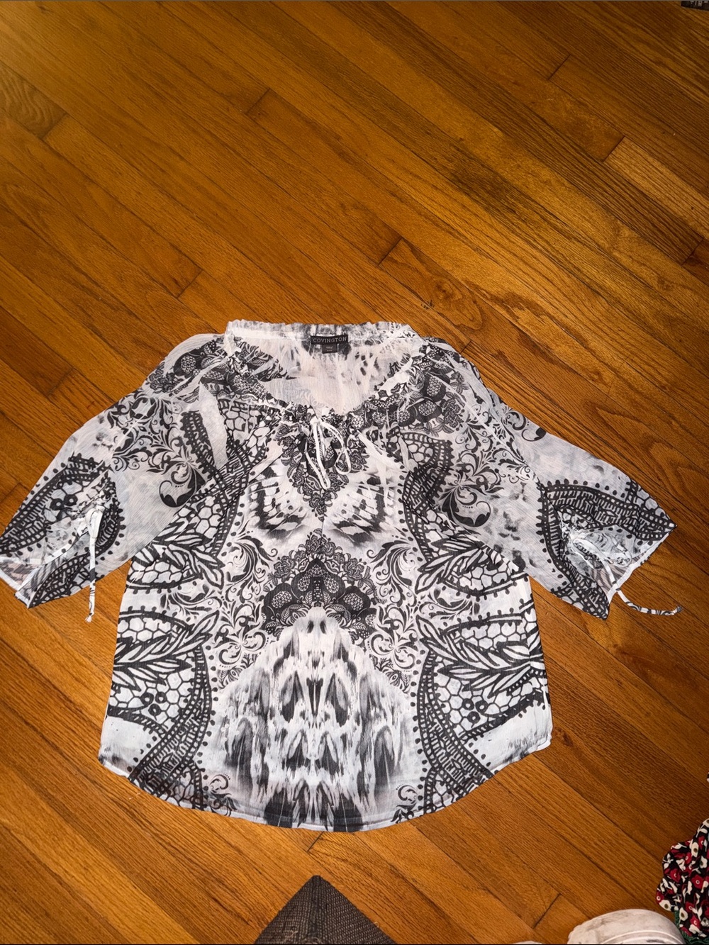 Beautiful Lightweight White & Black Printed Peasant Top XL by Covington